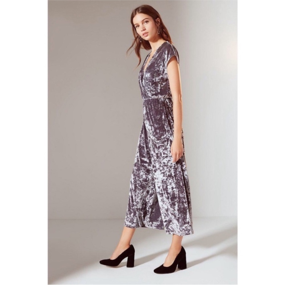 Urban Outfitters Isabella Crushed Velvet Silver Jumpsuit Size M